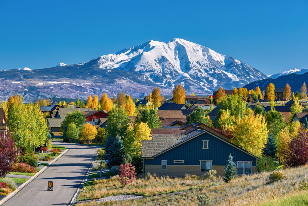 Residential neighborhood in Colorado with beautiful views